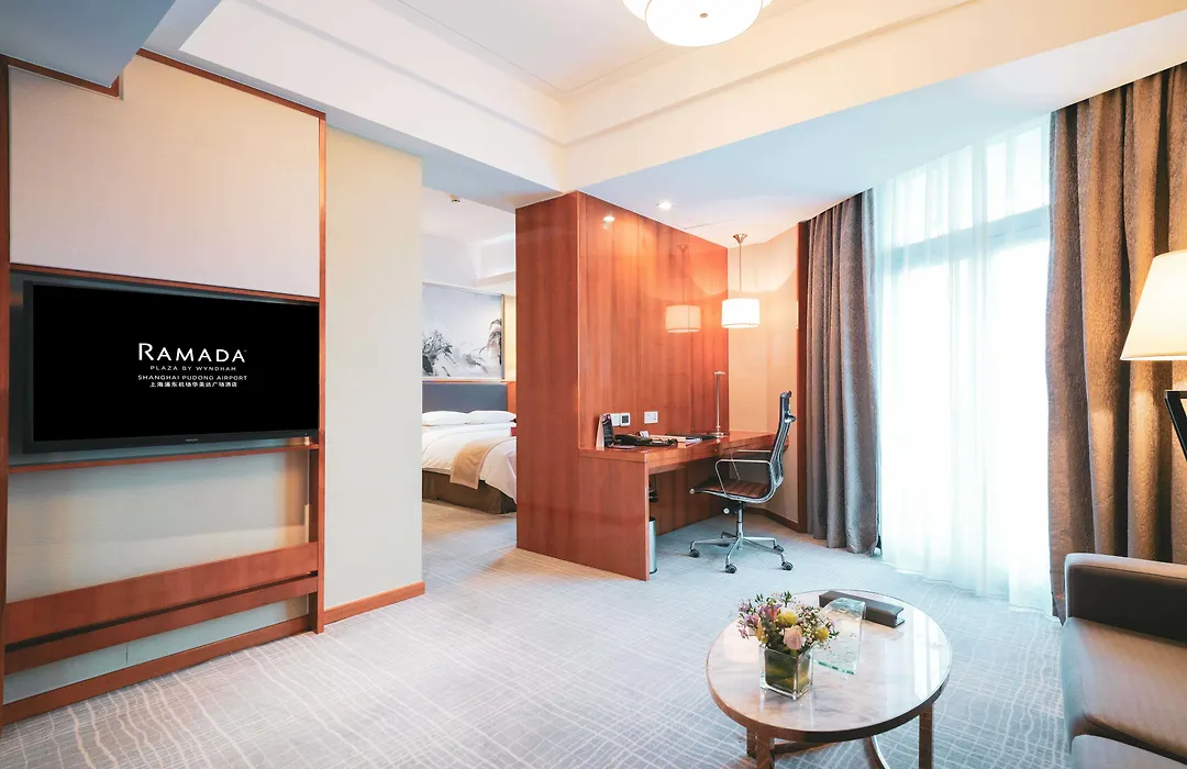 Ramada Plaza Shanghai Pudong Airport-1