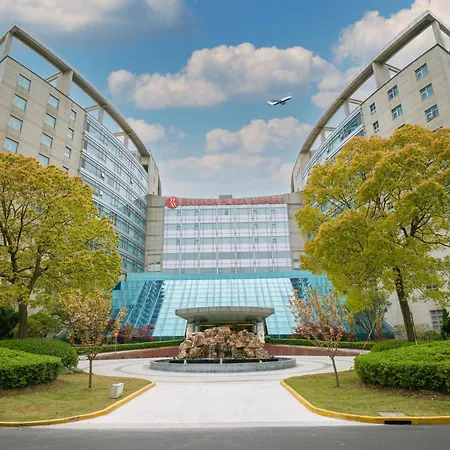 Ramada Plaza Shanghai Pudong Airport-3